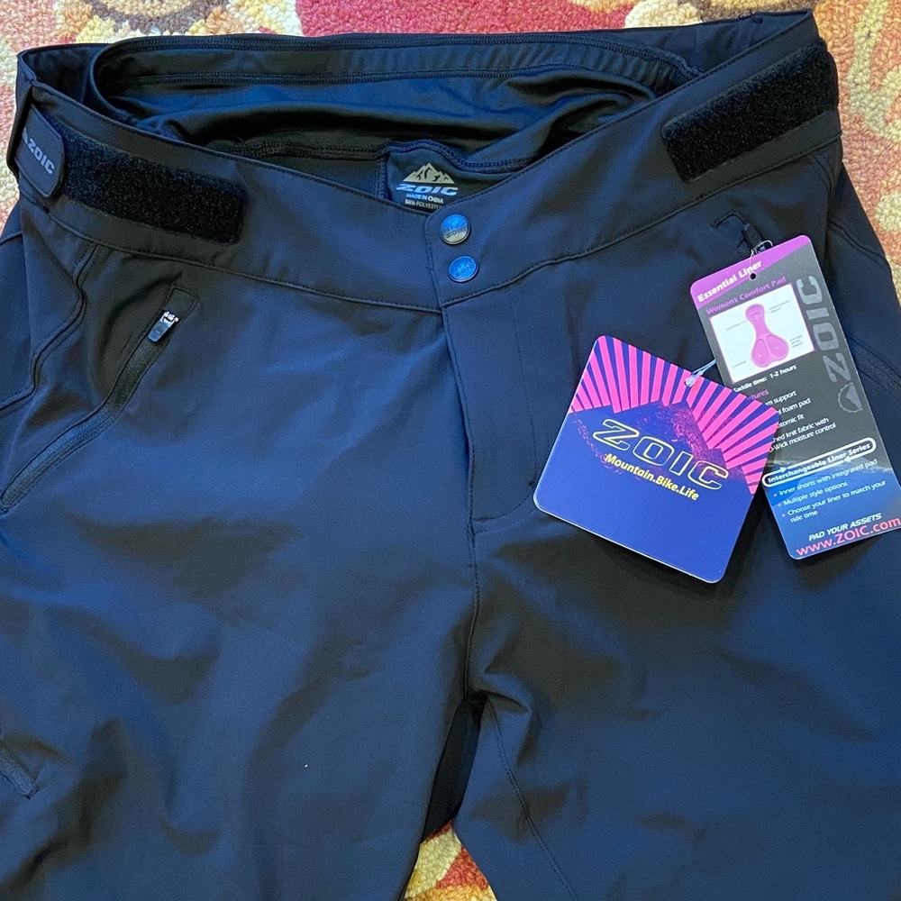 Zoic Women's Black Cycling Shorts with Liner, New with Tags